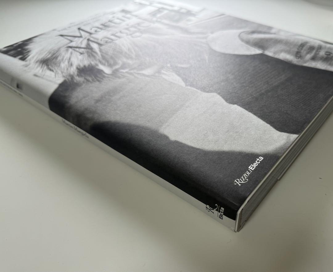 アート・デザイン・音楽 Martin Margiela:The Women's Collections