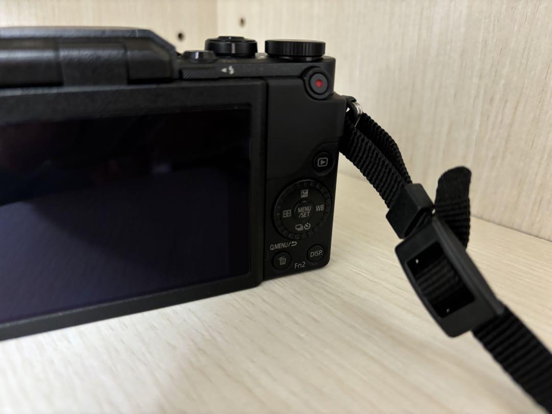 【使用回数極少】LUMIX DC-GF10W ブラック