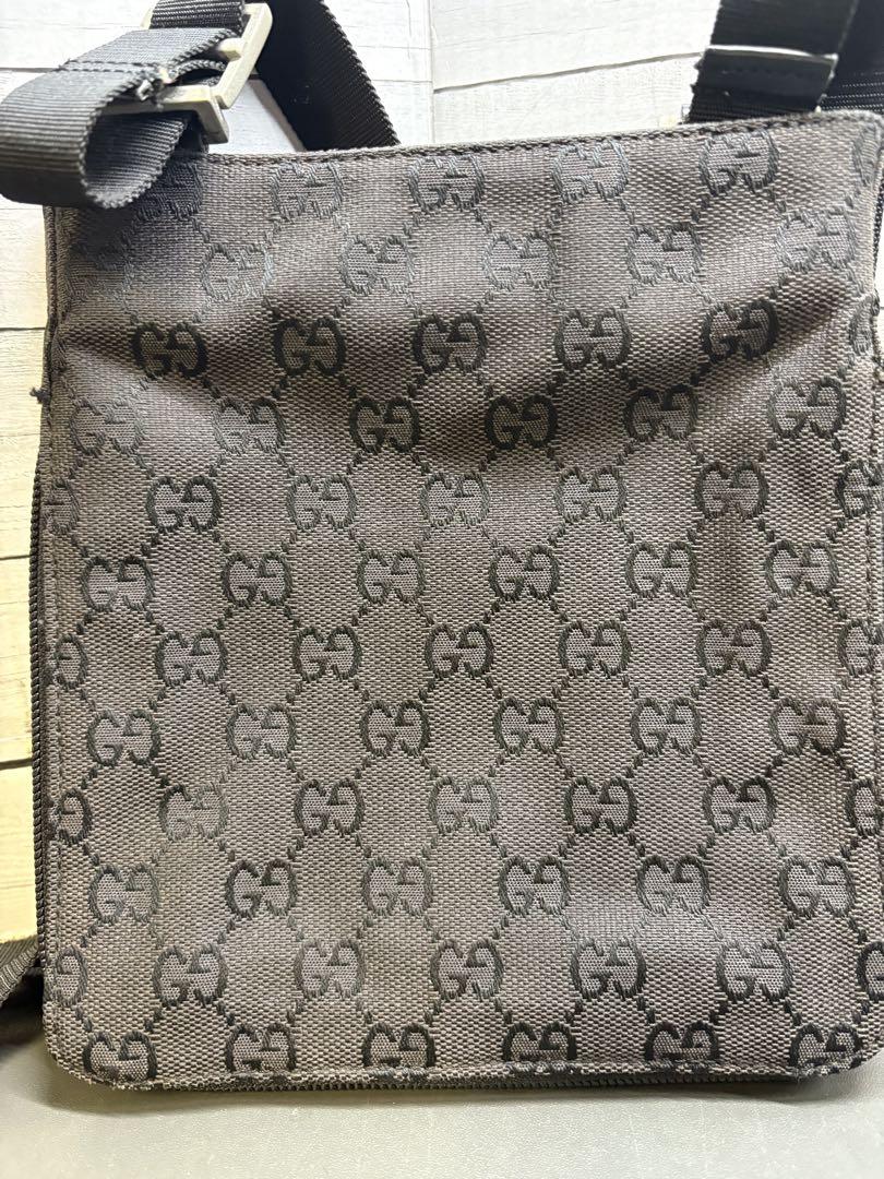 GUCCI ショルダーバッグ　ミニ