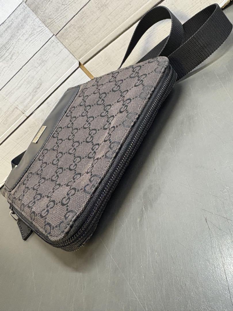 GUCCI ショルダーバッグ　ミニ