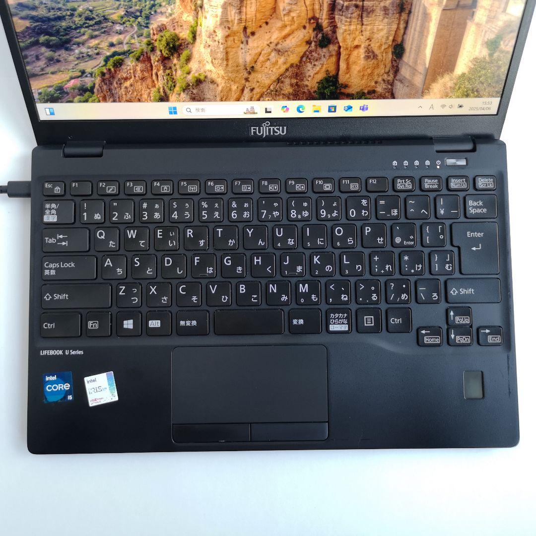 1135G7