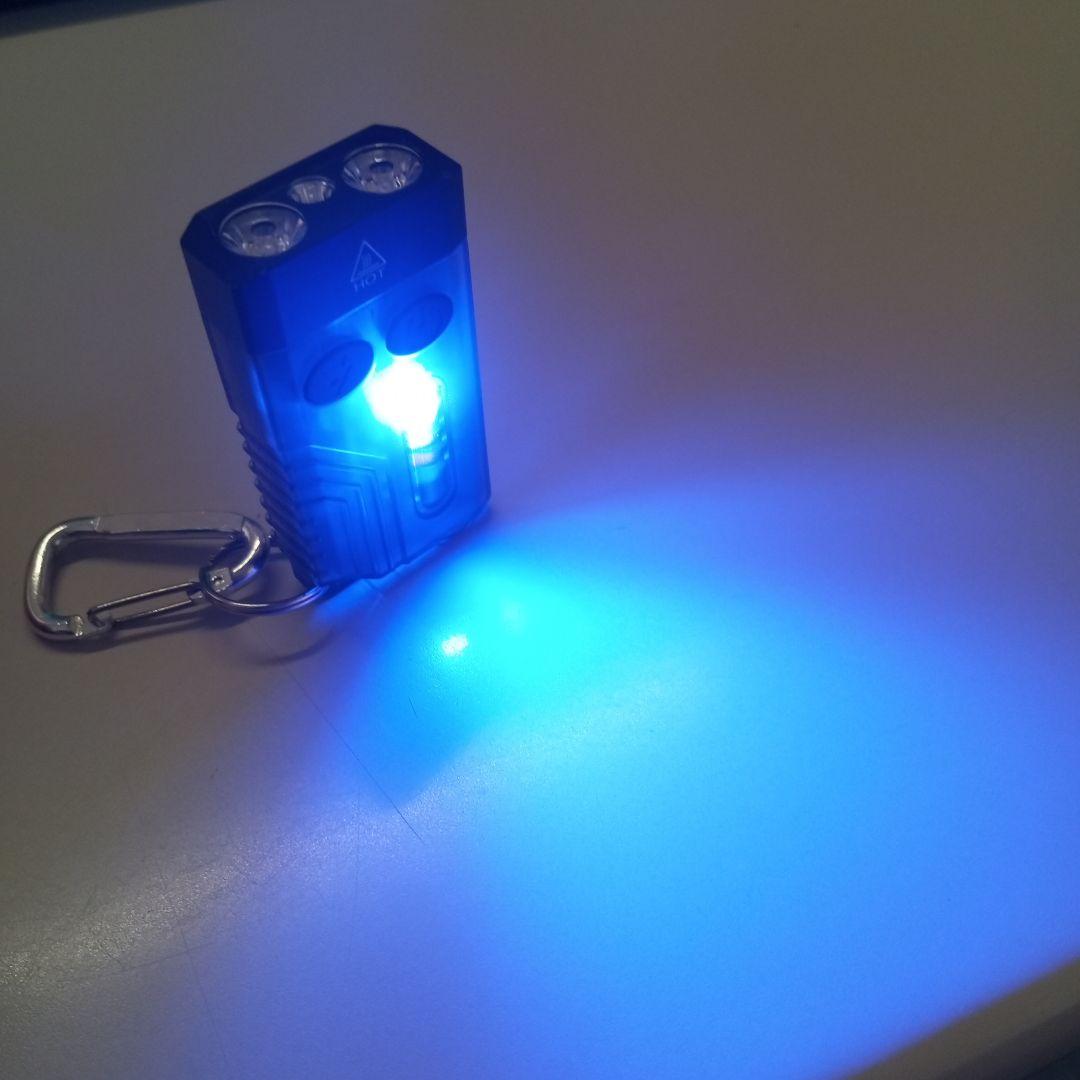 Model V10 LEDライト カラビナ付き