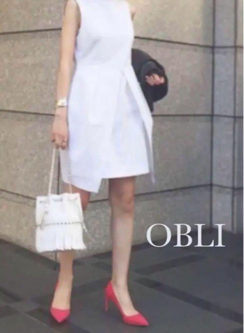 人気♡上品【OBLI】デザイン フレア ワンピース