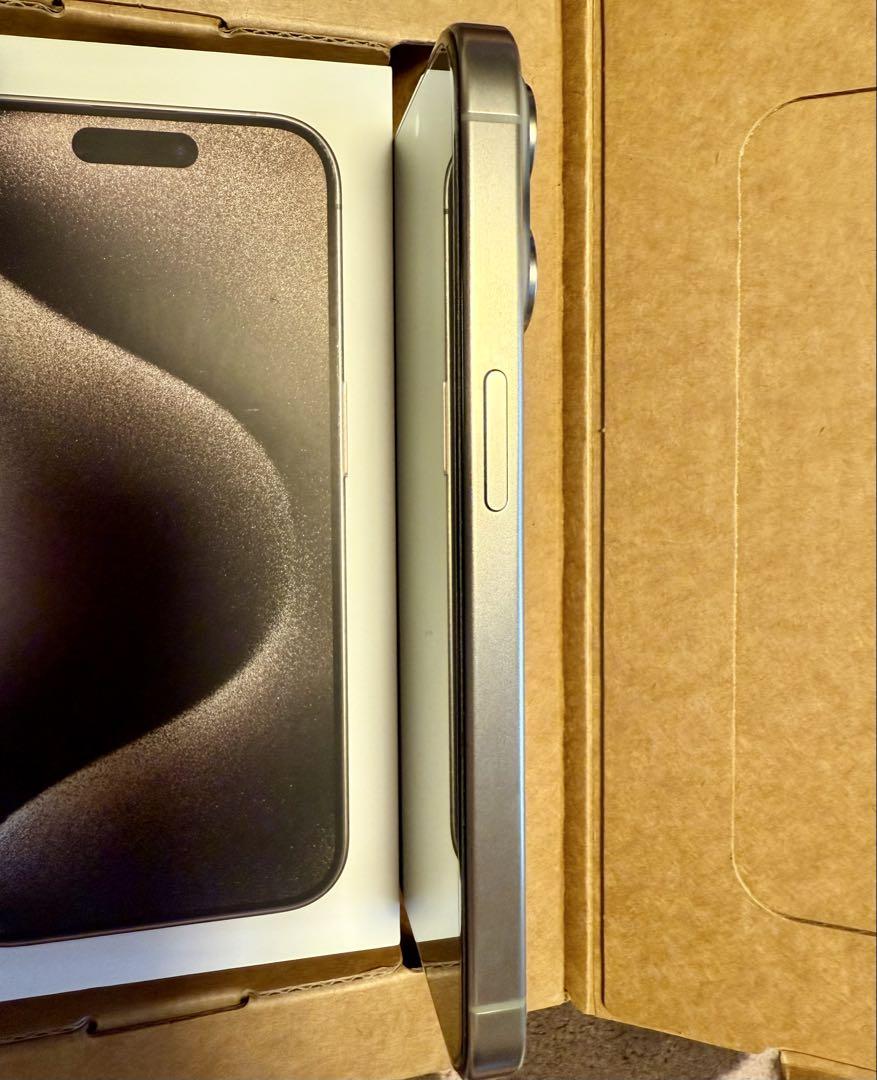 iPhone 15 Pro 128GB ナチュラルチタニウム SIMフリー一 番