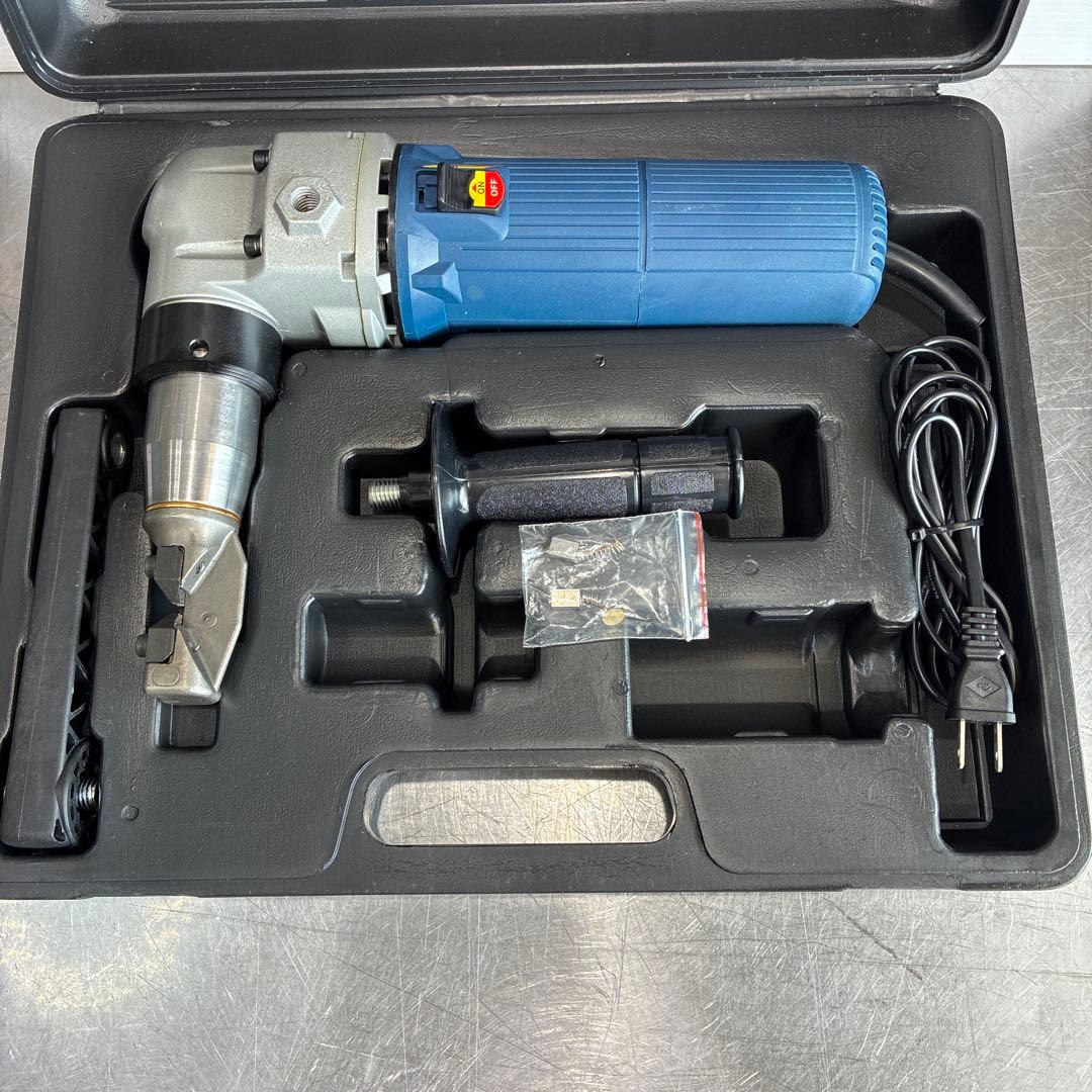 カッティングマシーンYT-200E5050目立った傷や汚れなし