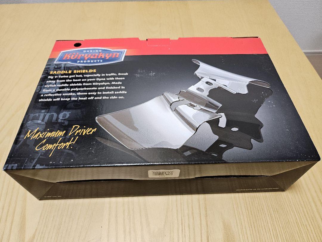 クリアキンハーレーダイナ用サドルシールド(スモークミラー)品番
