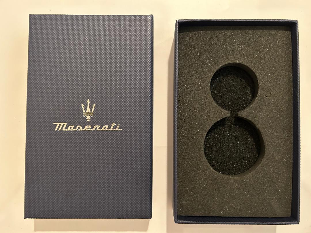☆新品 未使用【MASERATI】☆マセラティ キーホルダー