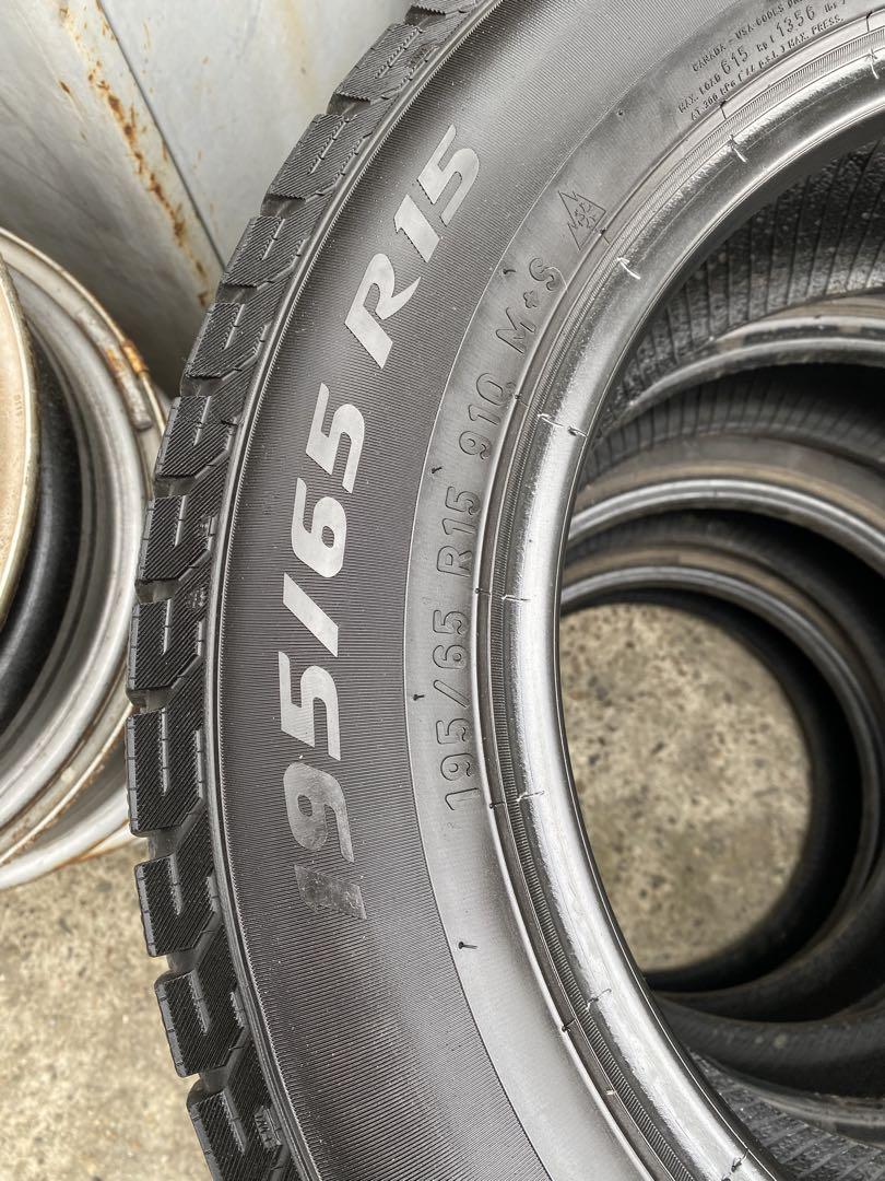 PIRELLI 195/65/15 4本セット2019年製。