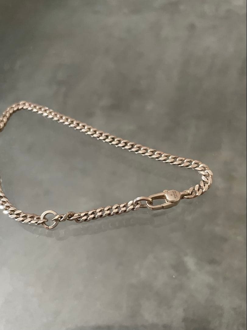 GUCCI シルバー ネックレス ノットインフィニティ GUCCI シルバー ネックレス ノットインフィニティ