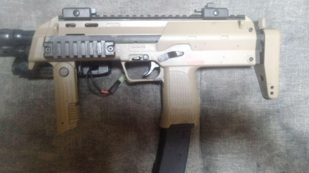 東京マルイ 電動ガン MP7 マガジン5本 動作完璧