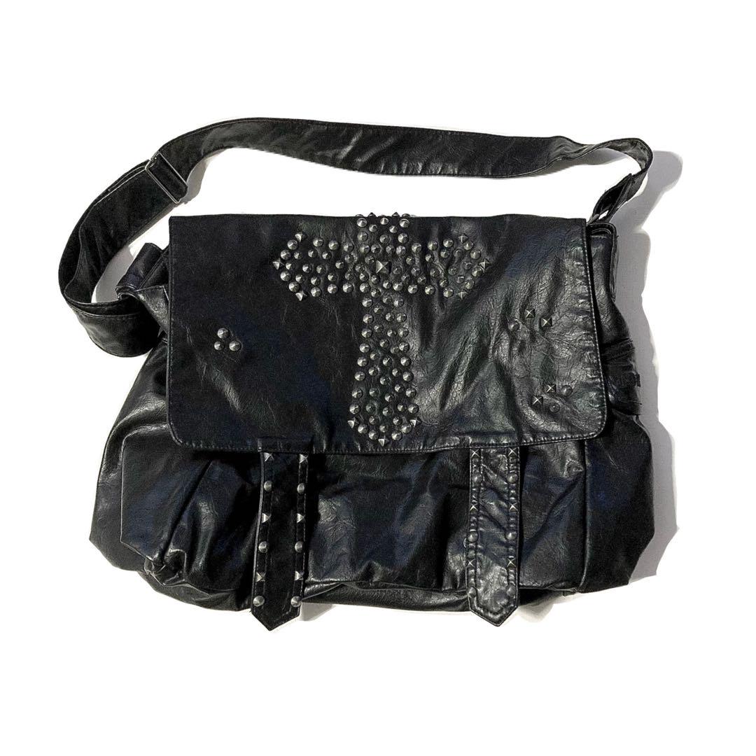 【JADED LONDON】Ritual スタッズメッセンジャーバッグ ※送関込 JADED LONDON UK Ritual Messenger Bag - メルカリ