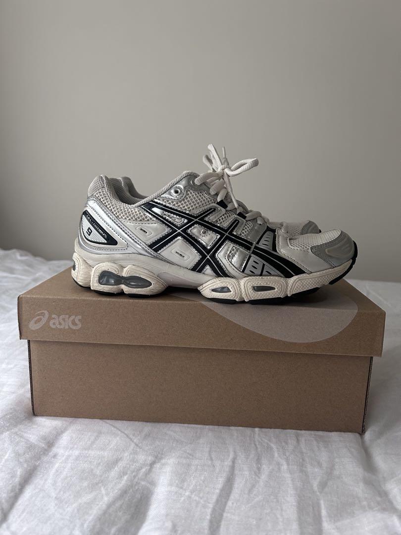 ASICS GEL-NIMBUS 9 クリーム/ブラック 25.0cm