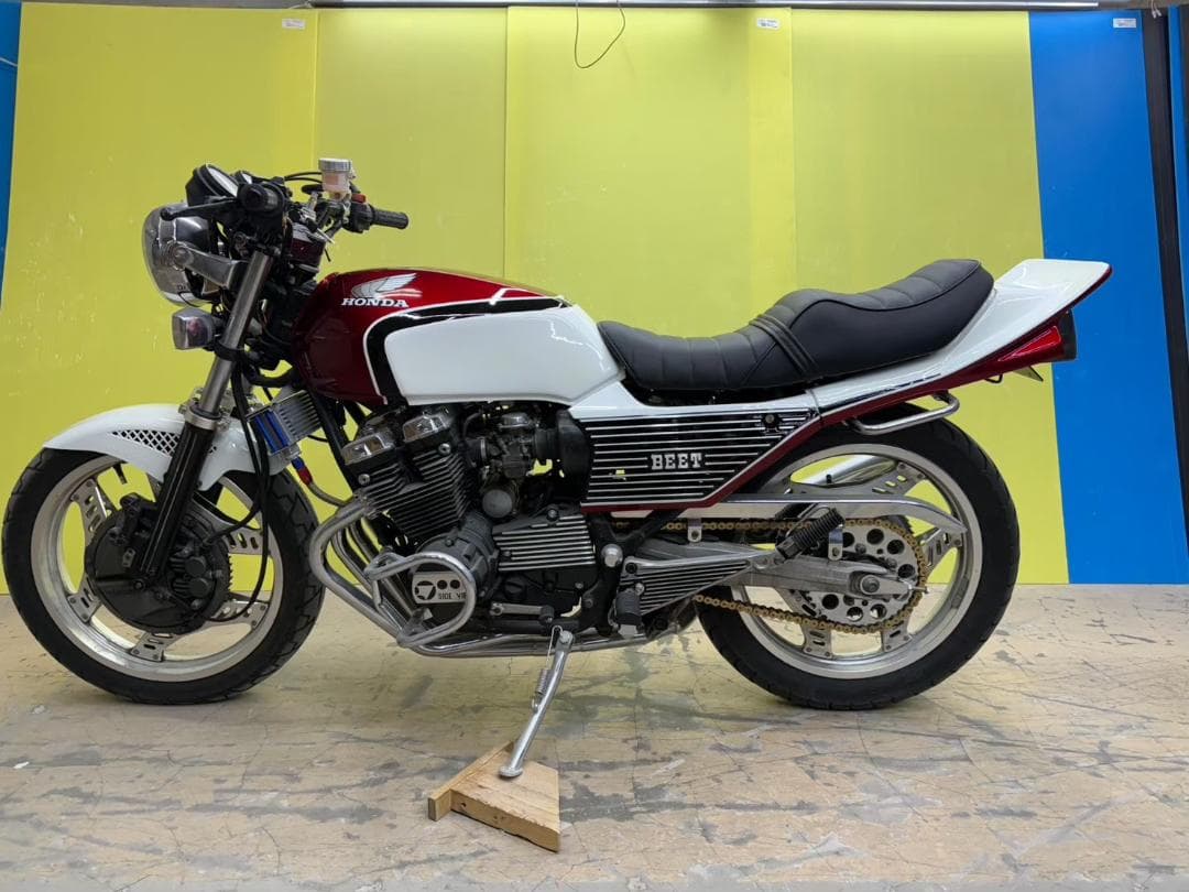 118 CBX400F 外装セット　赤白1型/　カラー /BEET