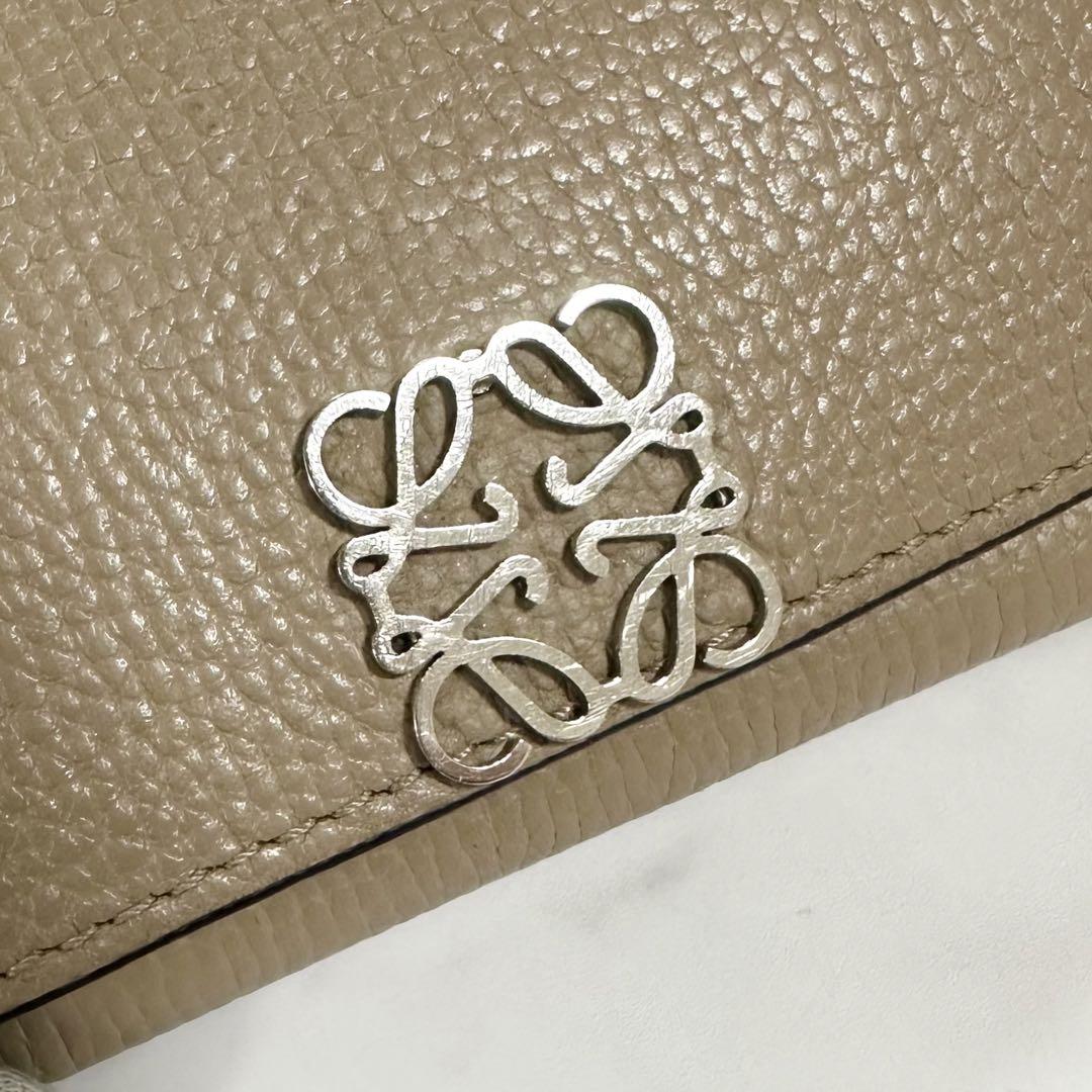 現行モデル✨LOEWE　三つ折り財布　ベージュ　トライフォールド　アナグラム