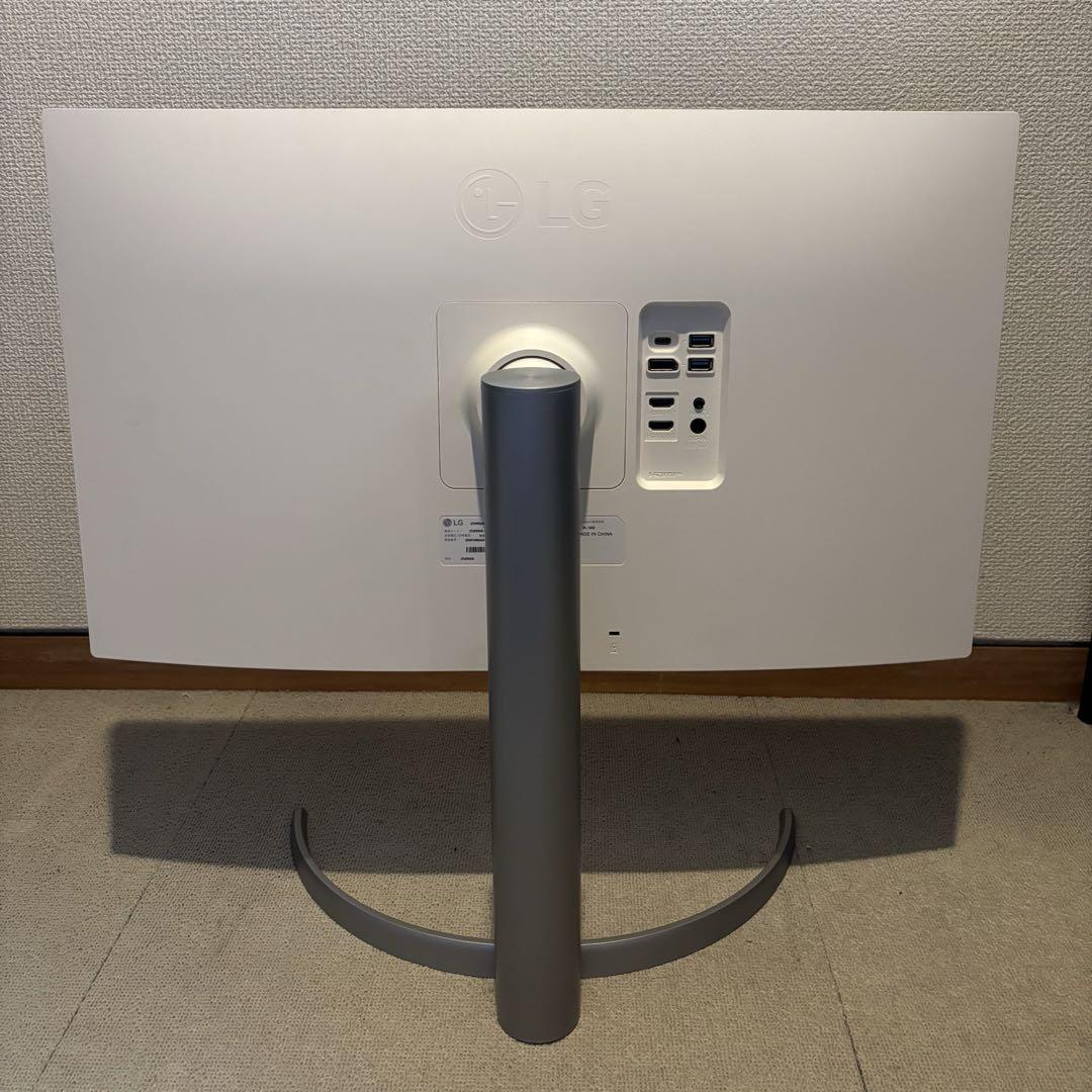 【美品】LG 27UP850N-W 27インチ 4K モニター USB-C対応