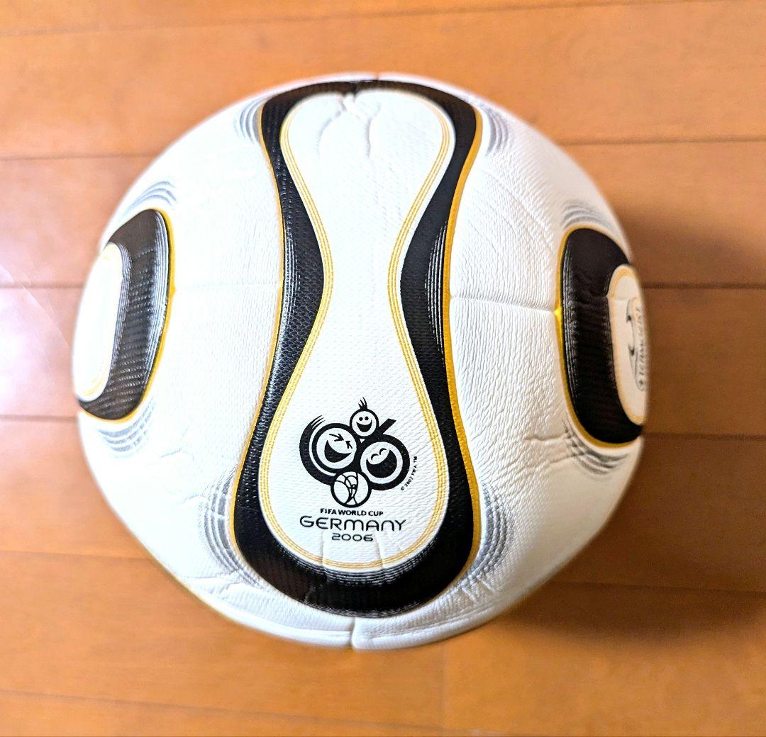 ドイツw杯デザイン サッカーボール 5号球 おまけ付き ②