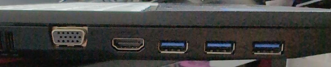 Fujitsu 富士通　ノートパソコン　15.6インチ　中古