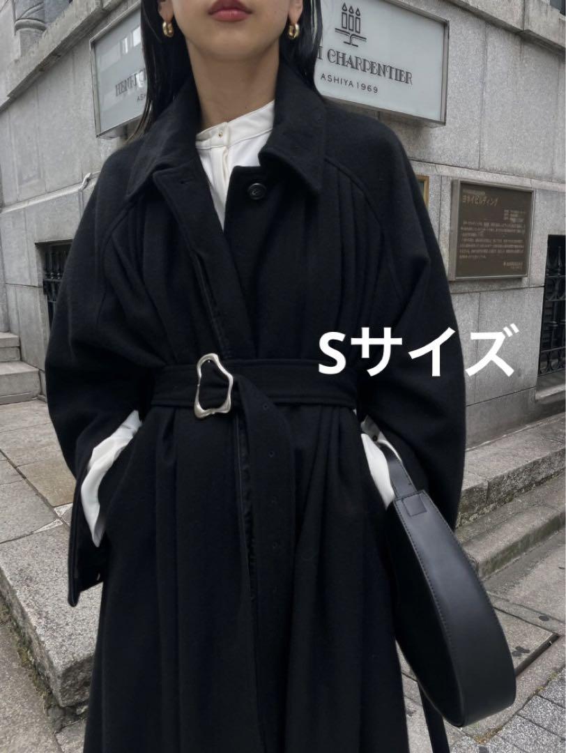 UND FRONT GATHER OPEN SLEEVE COAT