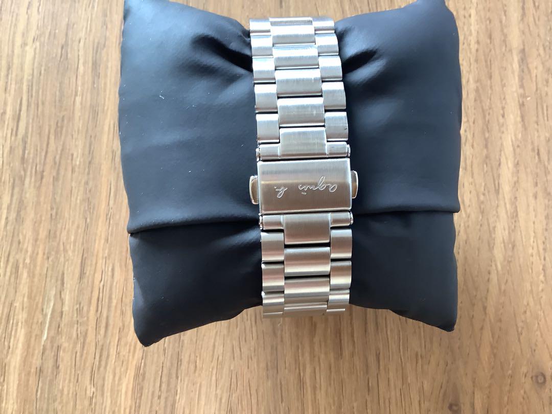 Agnes b. クロノグラフ レッドシルバー腕時計　新古品