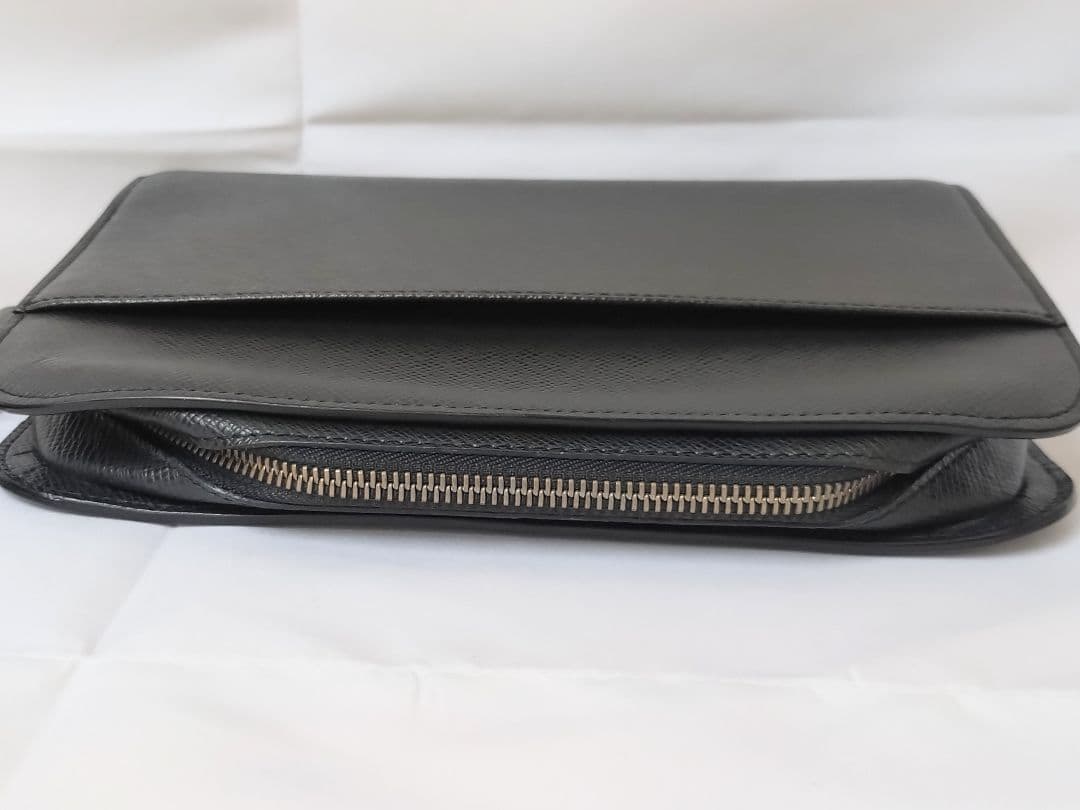 ルイヴィトン バイカル セカンドバッグ M30182 タイガ アルドワーズ ルイヴィトン バイカル セカンドバッグ M30182 タイガ アルドワーズ