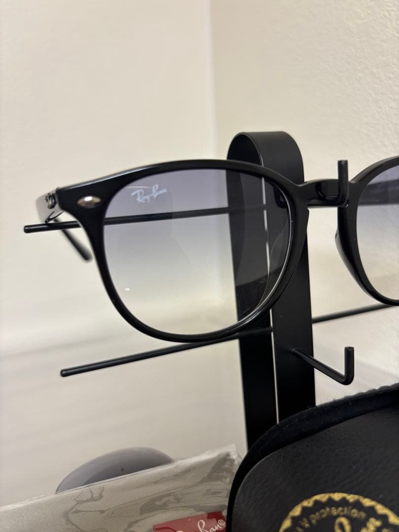 【人気デザイン】レイバン　Rey Ban RB4259-F