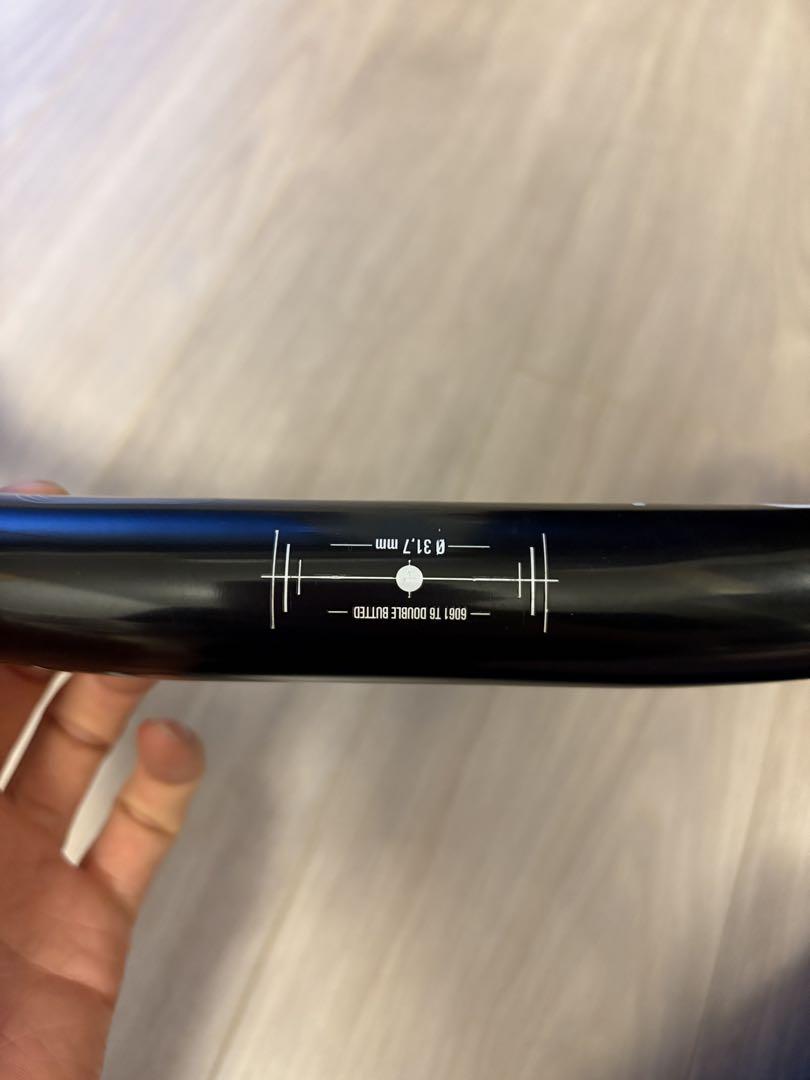 Deda IST ハンドルバー 420mm