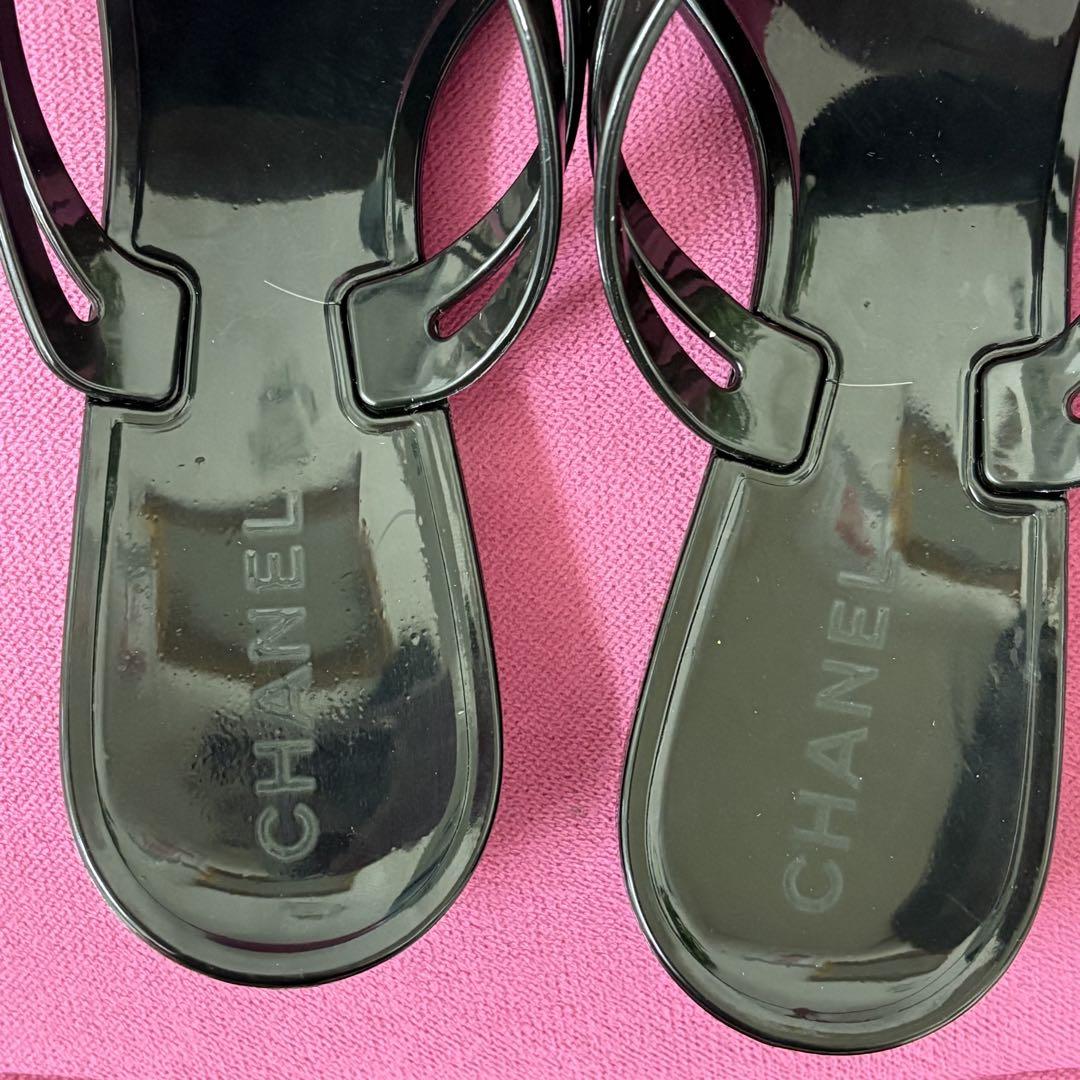 可愛い♡エレガント【CHANEL】カメリア トング サンダル トング CHANEL(シャネル) サンダル・ミュール(レディース