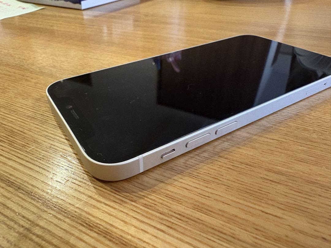 iPhone 12 64GB SIMフリー　美品