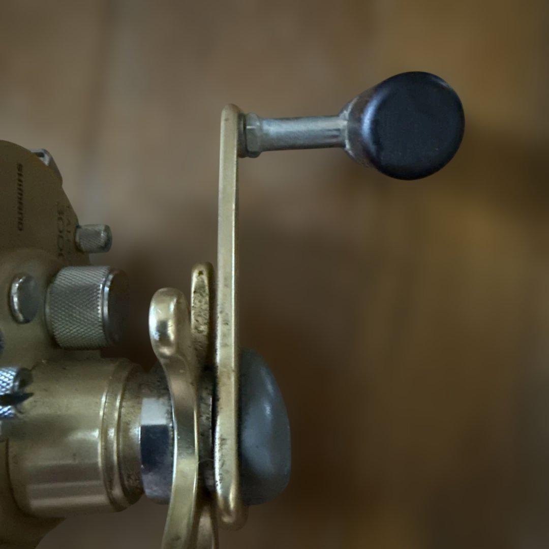 リール SHIMANO CALCUTTA 3000