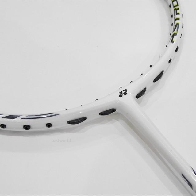ウエイト℮ 新品 最新モデル アストロクス99ツアー ASTROX cuAl7-m58082182800 ヨネックス 3U5 白 ㊃モデルです