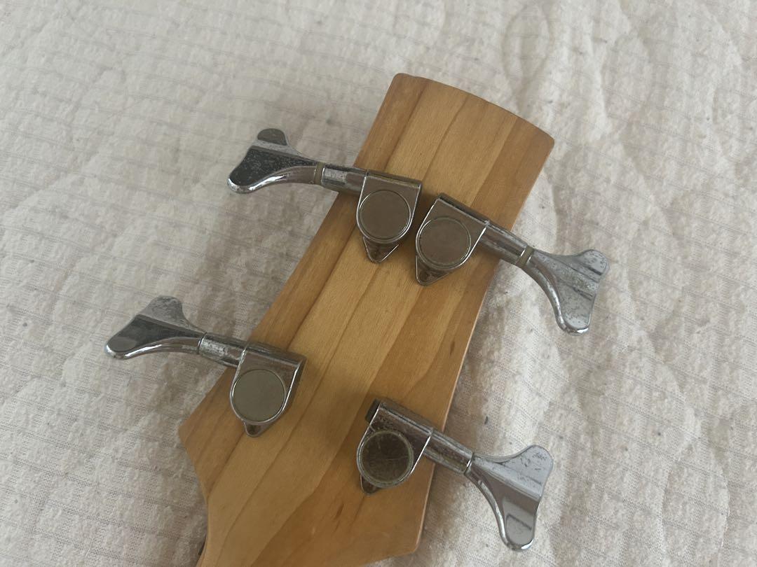 シャーベル　charvel エレキ　ベース　ギター　myg 初心者　バンド