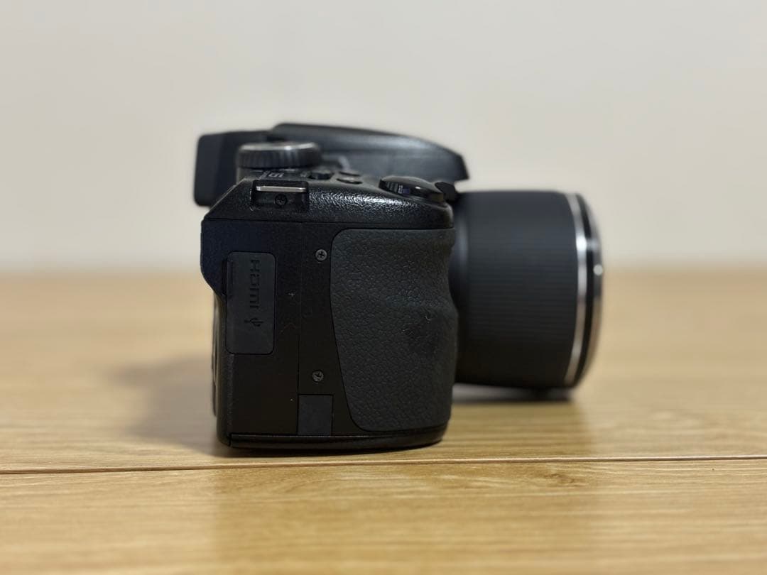 完動品☆フジフィルム FINPIX S9800☆デジタルカメラ FUJIFILM