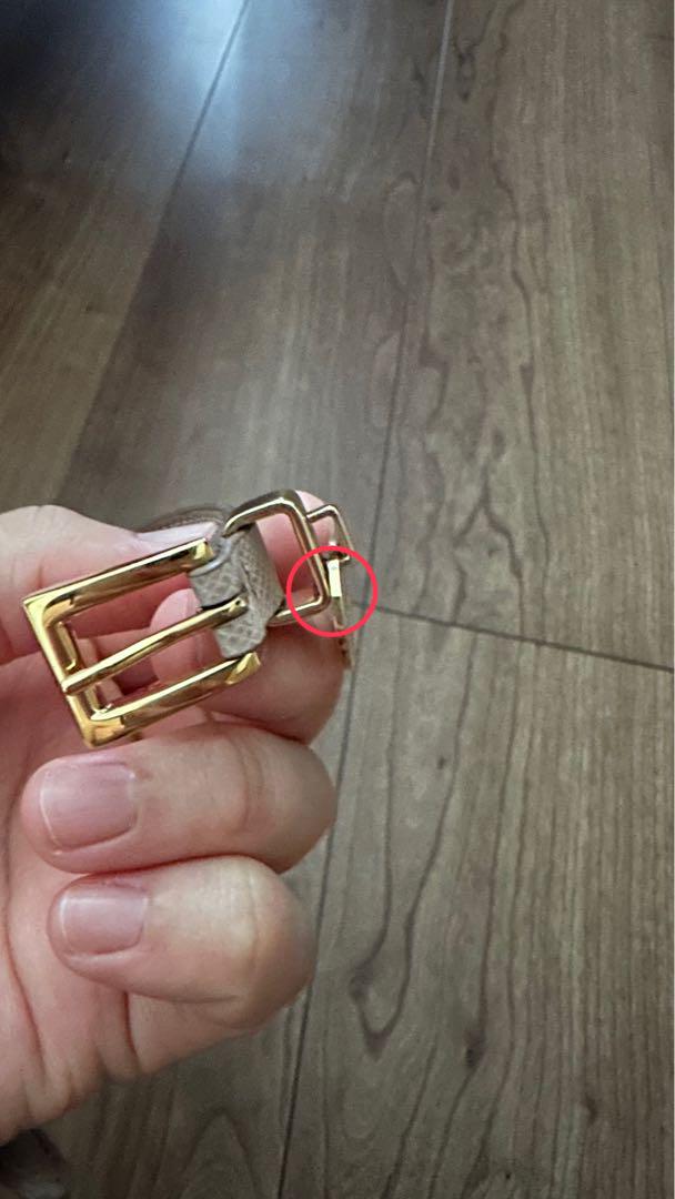 【最終値下げ】PRADA  サフィアーノレザーブレスレット　ピンクベージュ 最終値下げ】PRADA サフィアーノレザーブレスレット ピンク
