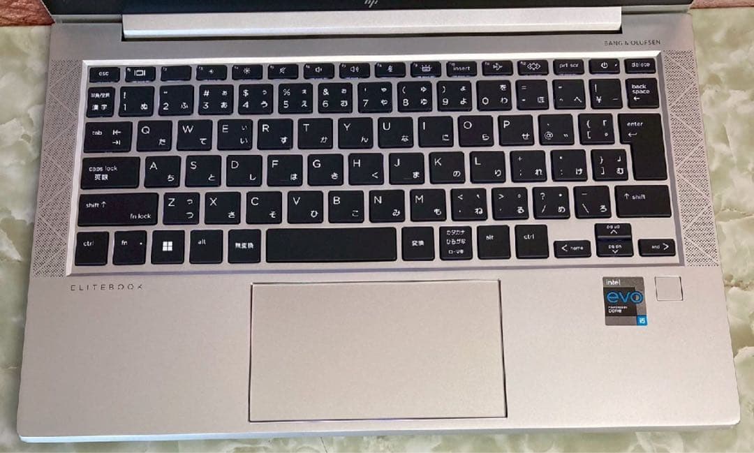 ●HP EliteBook 830 G8/第11世代