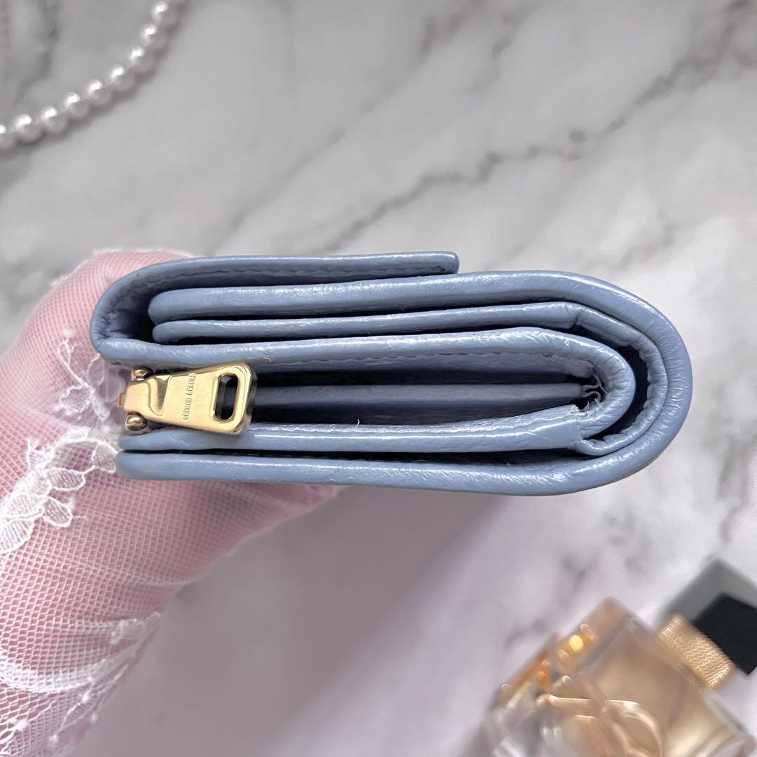 miumiu マテラッセ 三つ折り財布 L字ファスナー 箱付き