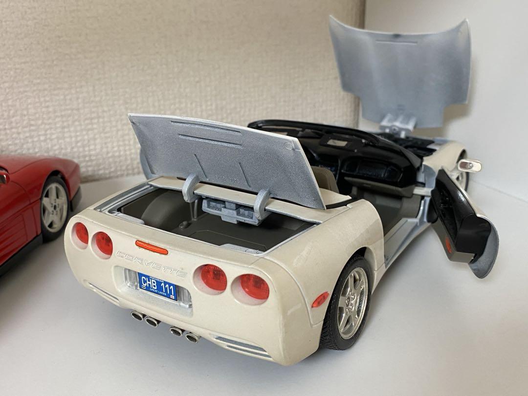 新品未使用　1/18 アメ車　ミニカー　シボレー　コルベットカブリオレ　C5