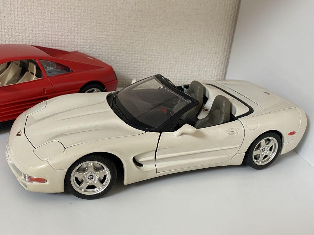 新品未使用　1/18 アメ車　ミニカー　シボレー　コルベットカブリオレ　C5