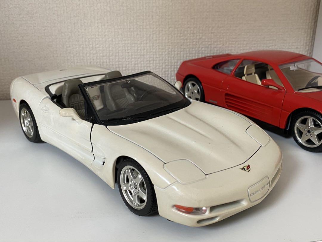 新品未使用　1/18 アメ車　ミニカー　シボレー　コルベットカブリオレ　C5