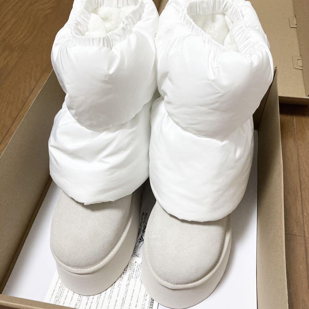 UGG クラシック ミニ ディッパー パッファー ホワイト