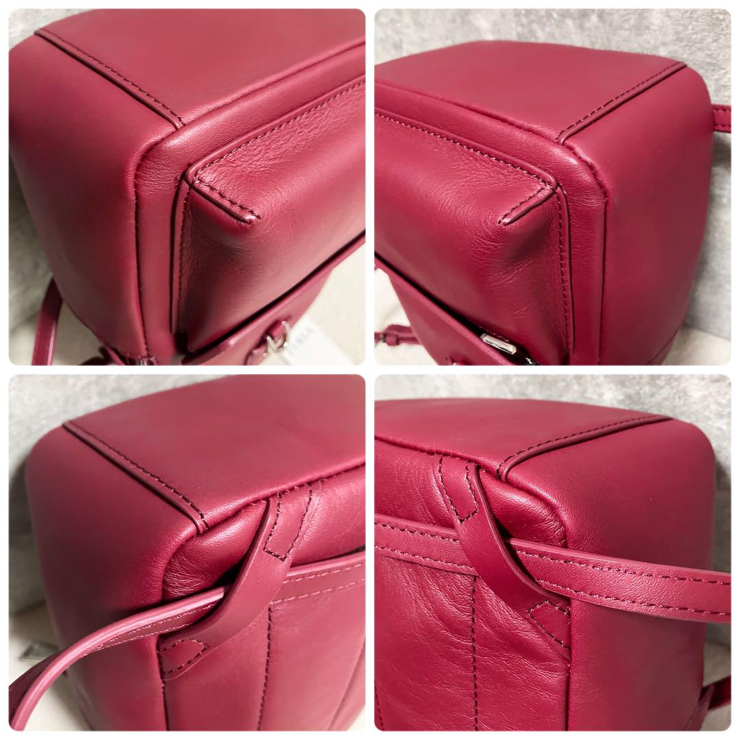【新品タグ付き 希少品】　FURLA ファヴォラ　ミニリュック　レザー　レッド