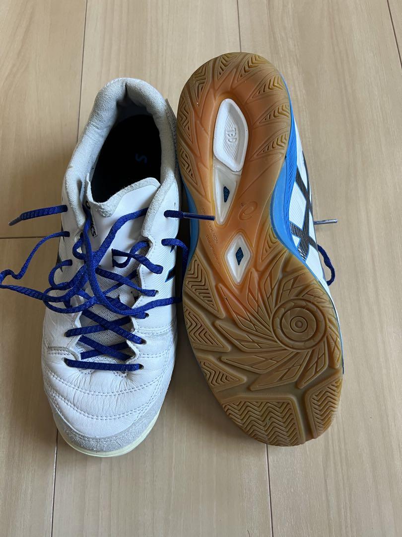 asics フットサルシューズ 白・青・黒