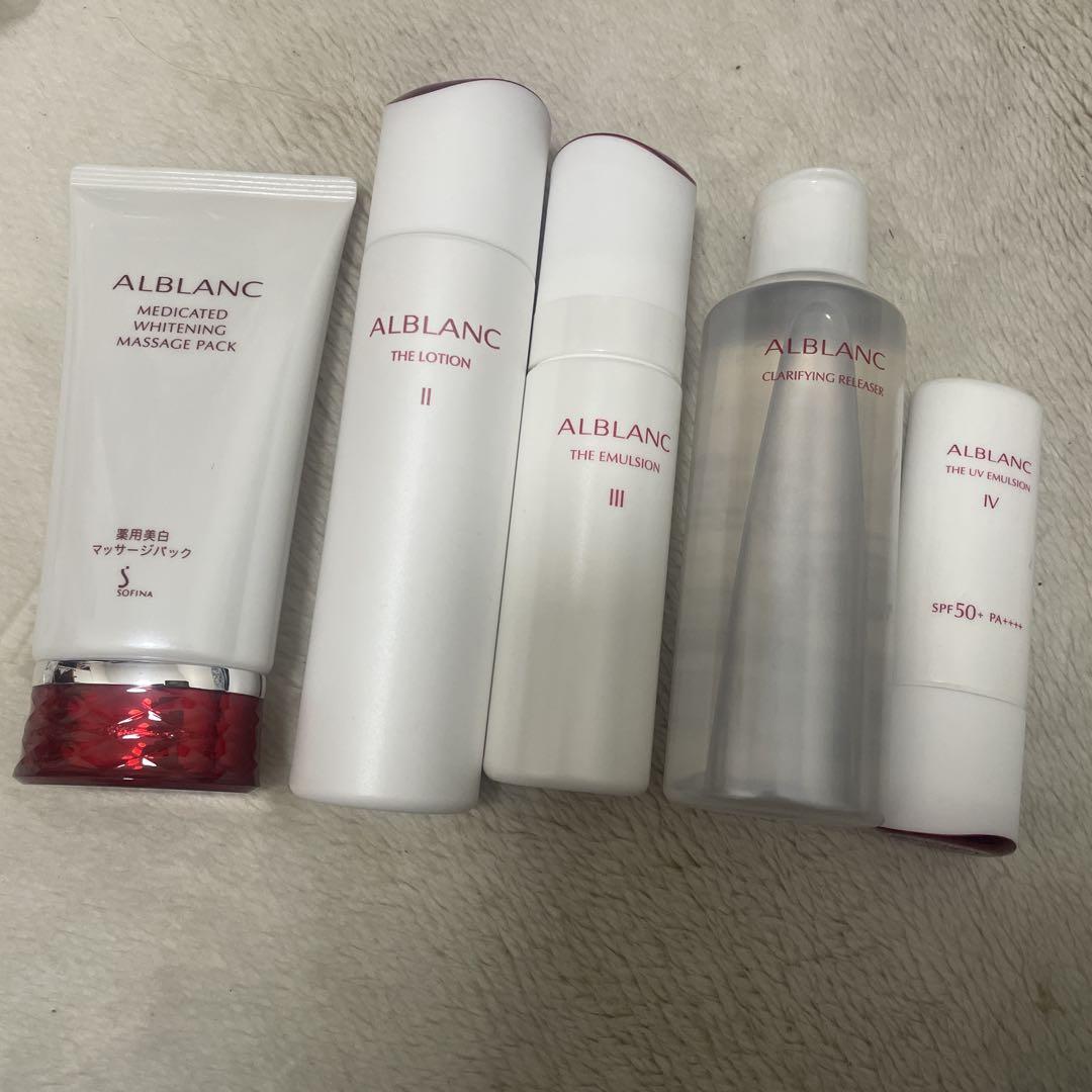 TRIPLE WHITE 化粧水 3点 ＋パック TRIPLE WHITE 化粧水 3点 ＋パック 化粧水・ローション・トナー