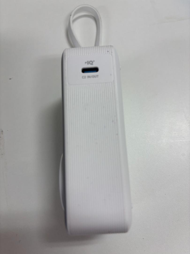 ホワイト Anker MagGo Power Bank 10000mAh,35W