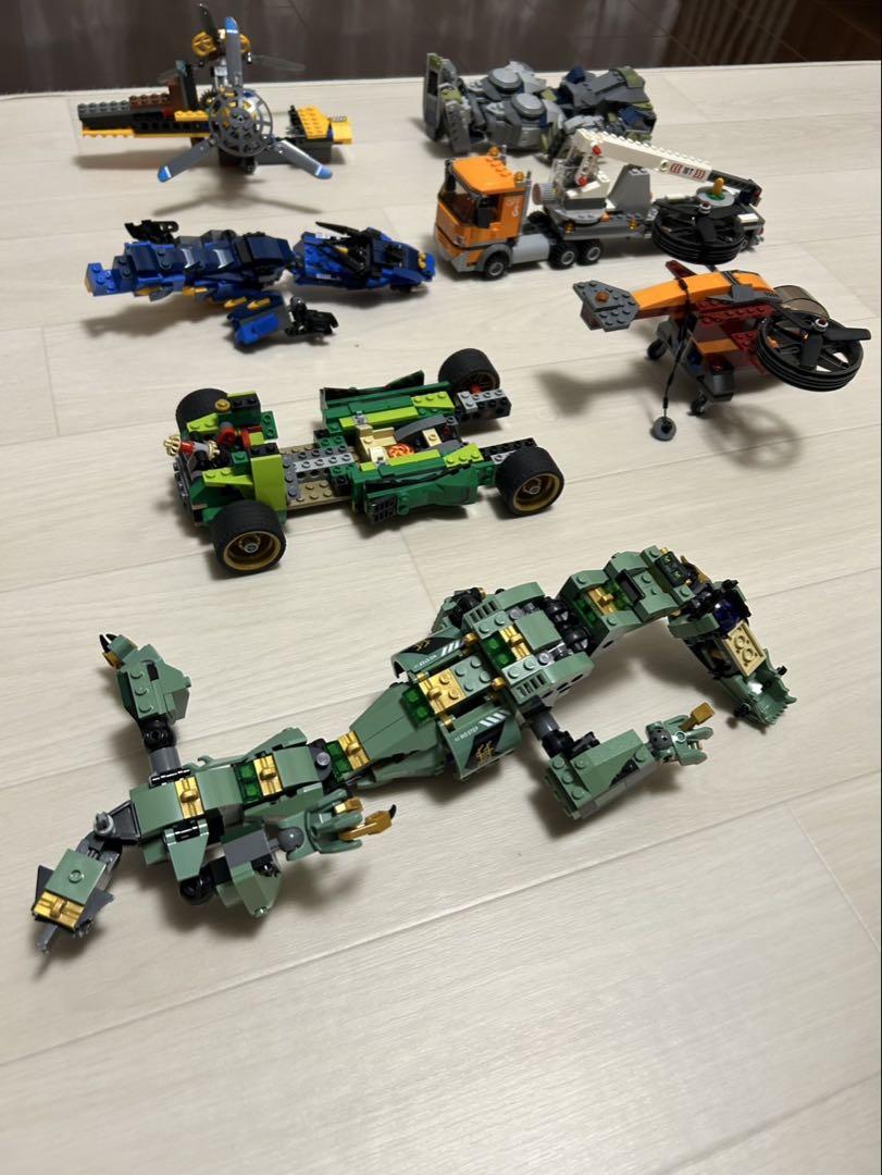 LEGOパーツセットと収納ボックス