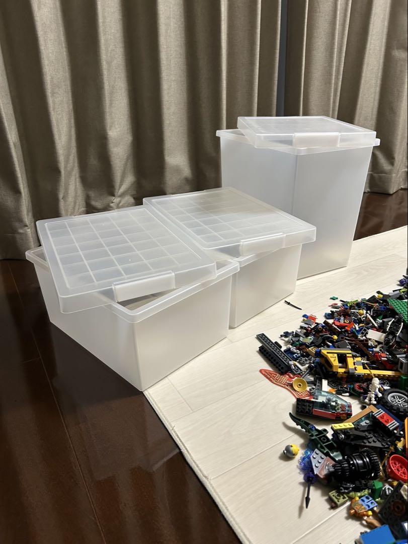 LEGOパーツセットと収納ボックス