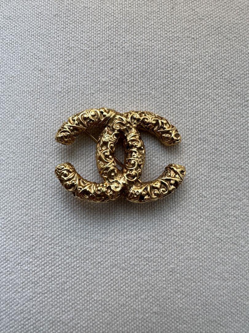 CHANEL シャネル 溶岩　ココマーク 93 ゴールド 金属　ブローチ