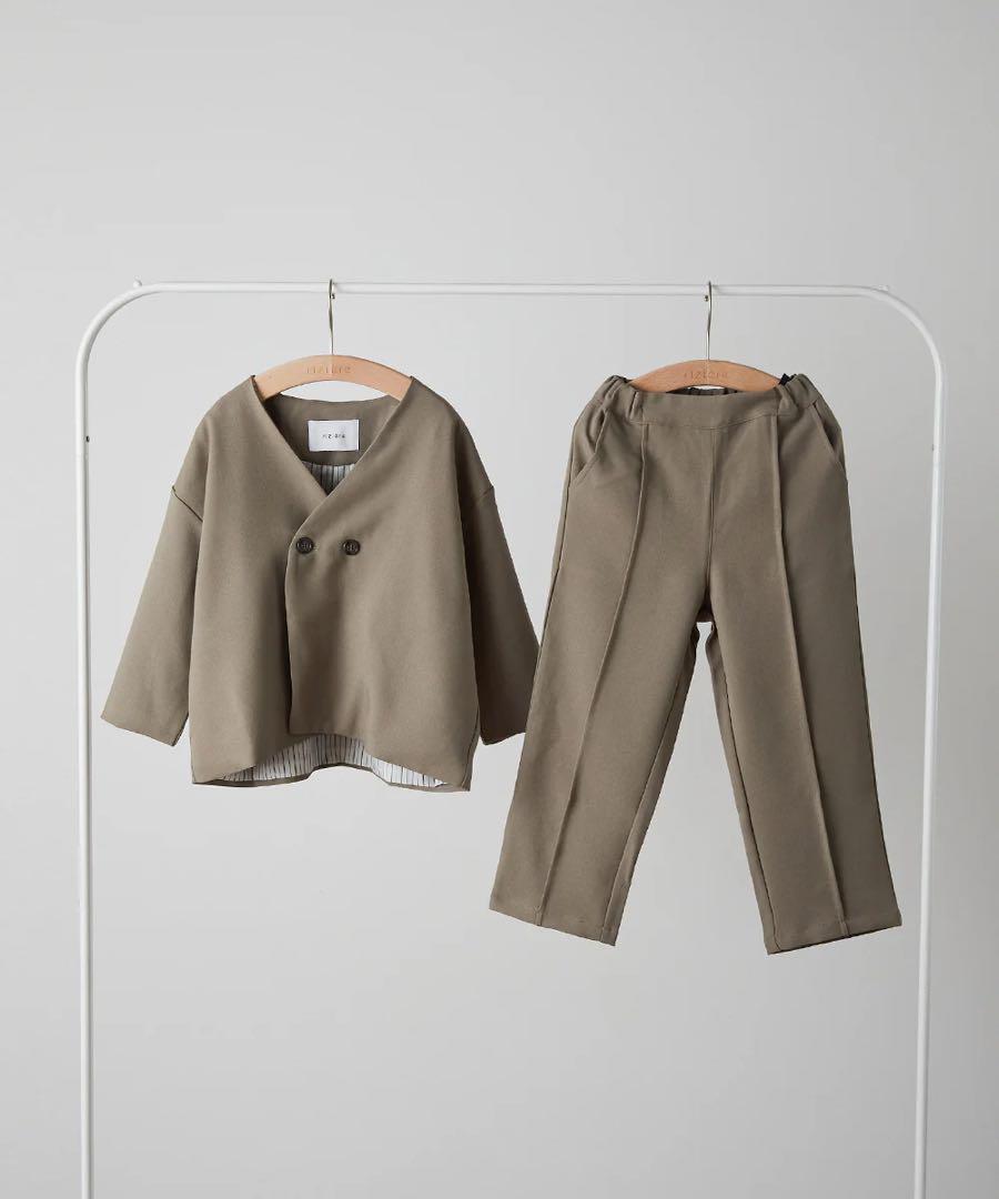 riziere リジェール　カーキベージュ　セットアップ 130 シャツ付き。