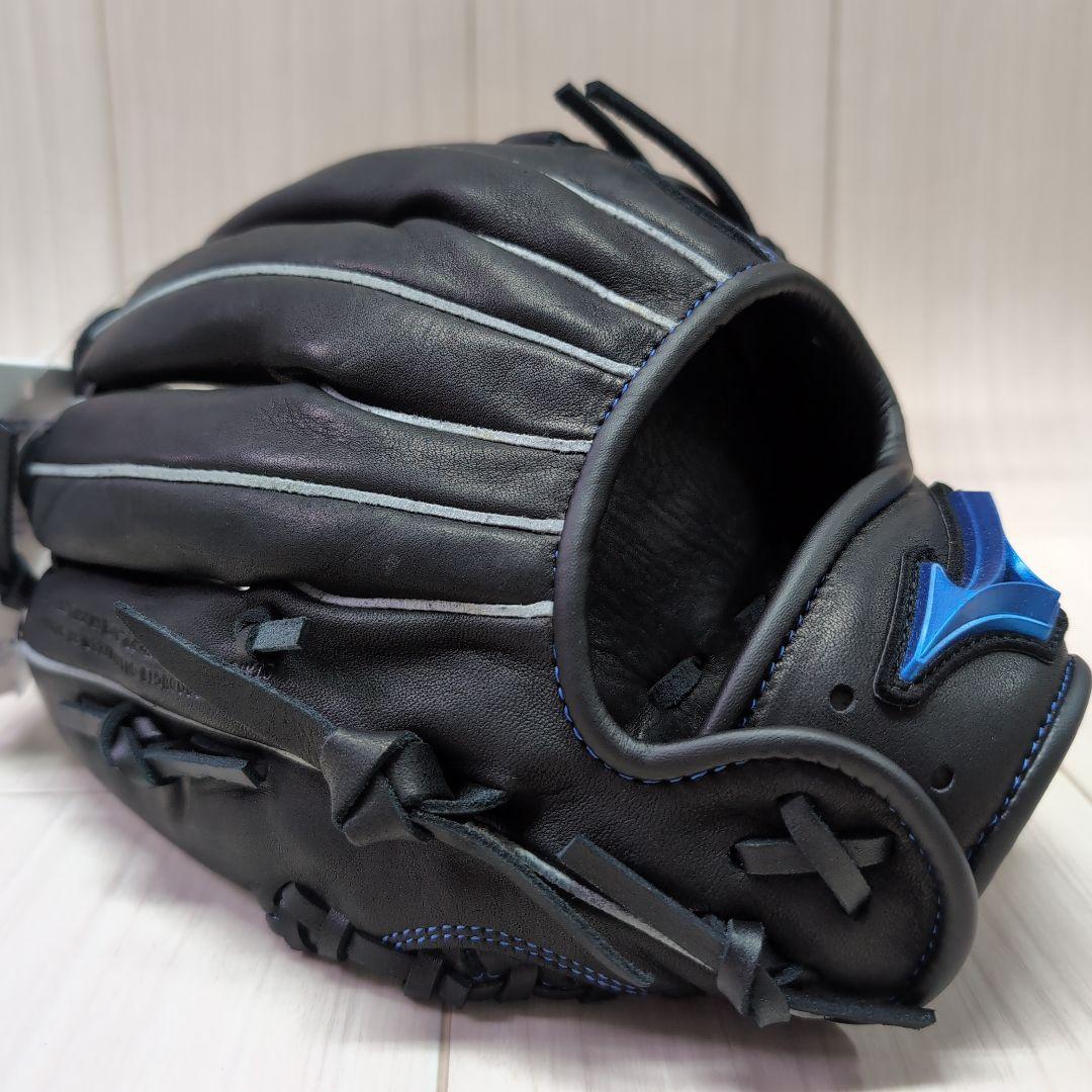 ミズノ　少年軟式用ウィルドライブブルー　オールラウンド用　ブラック　右投げ　新品