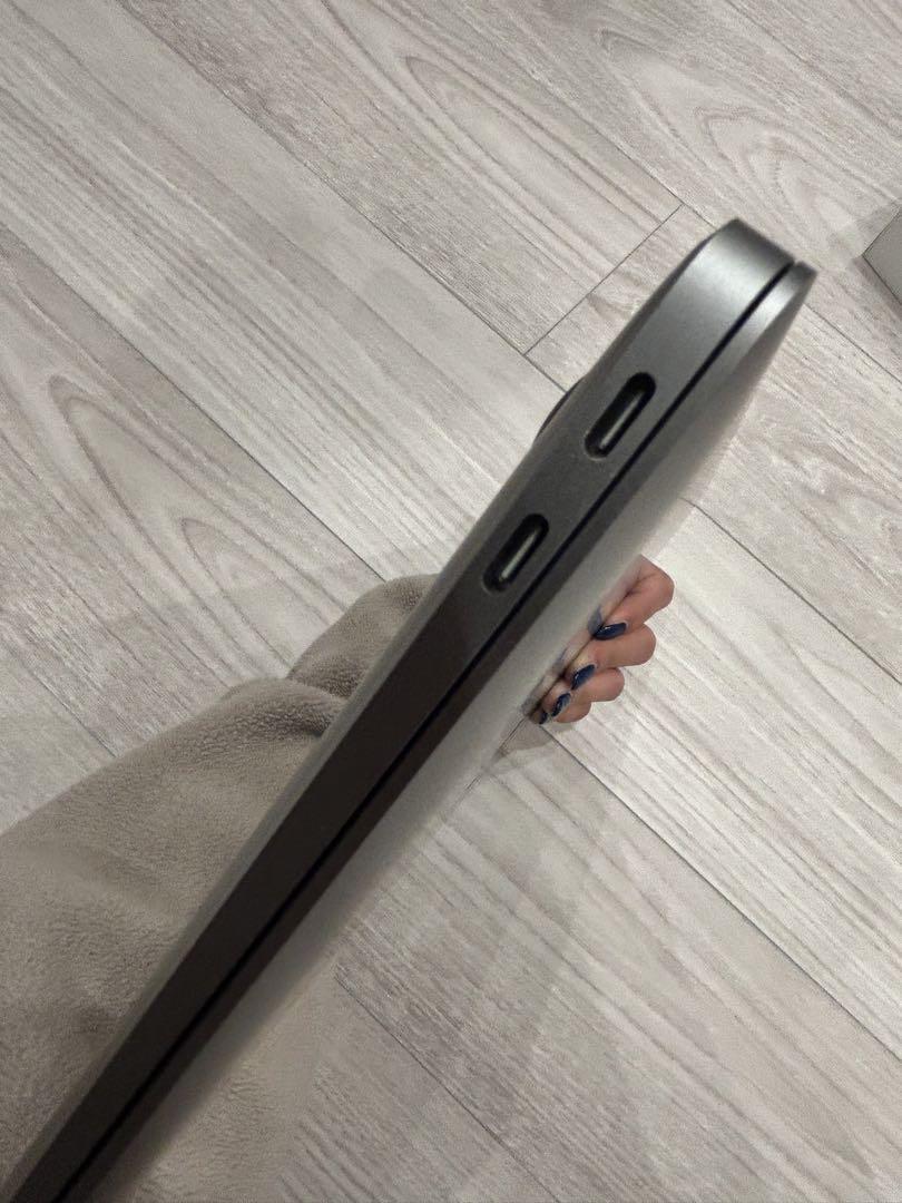 MacBook Air 2020年 13.3インチ 256GB スペースグレー