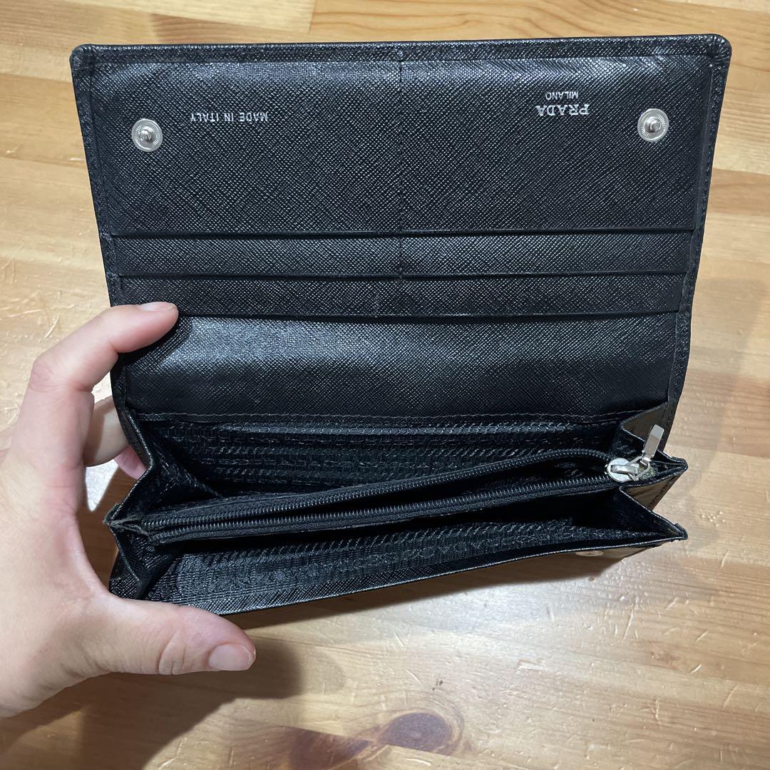 PRADA 長財布